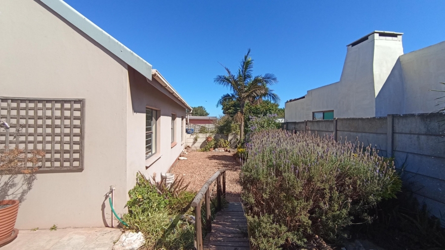 3 Bedroom Property for Sale in Vredenburg Western Cape